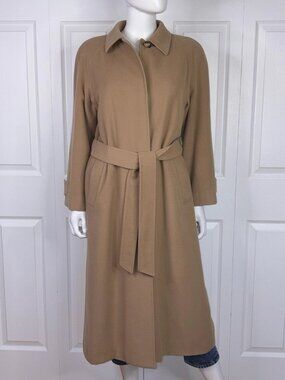 Beautiful AQUASCUTUM wool and cashmere women's autumn/winter coat size small